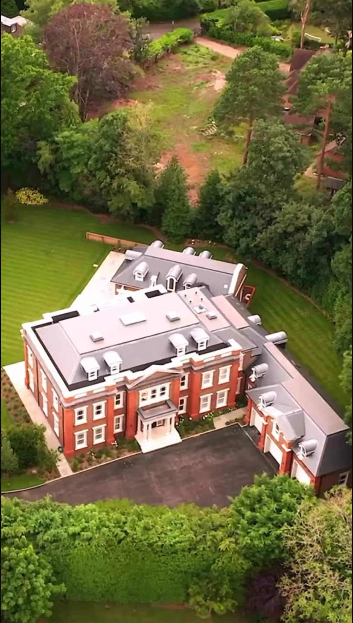 @millionairehomesuk