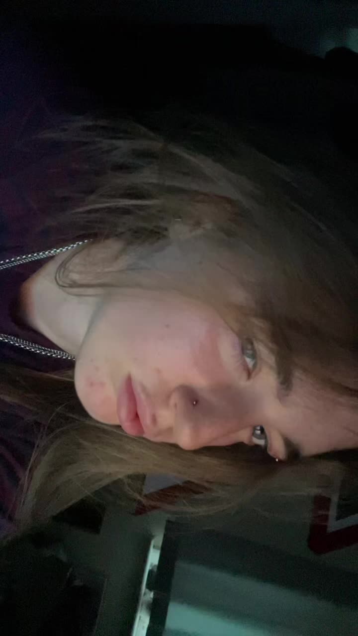 @Isla🕷️🕸️