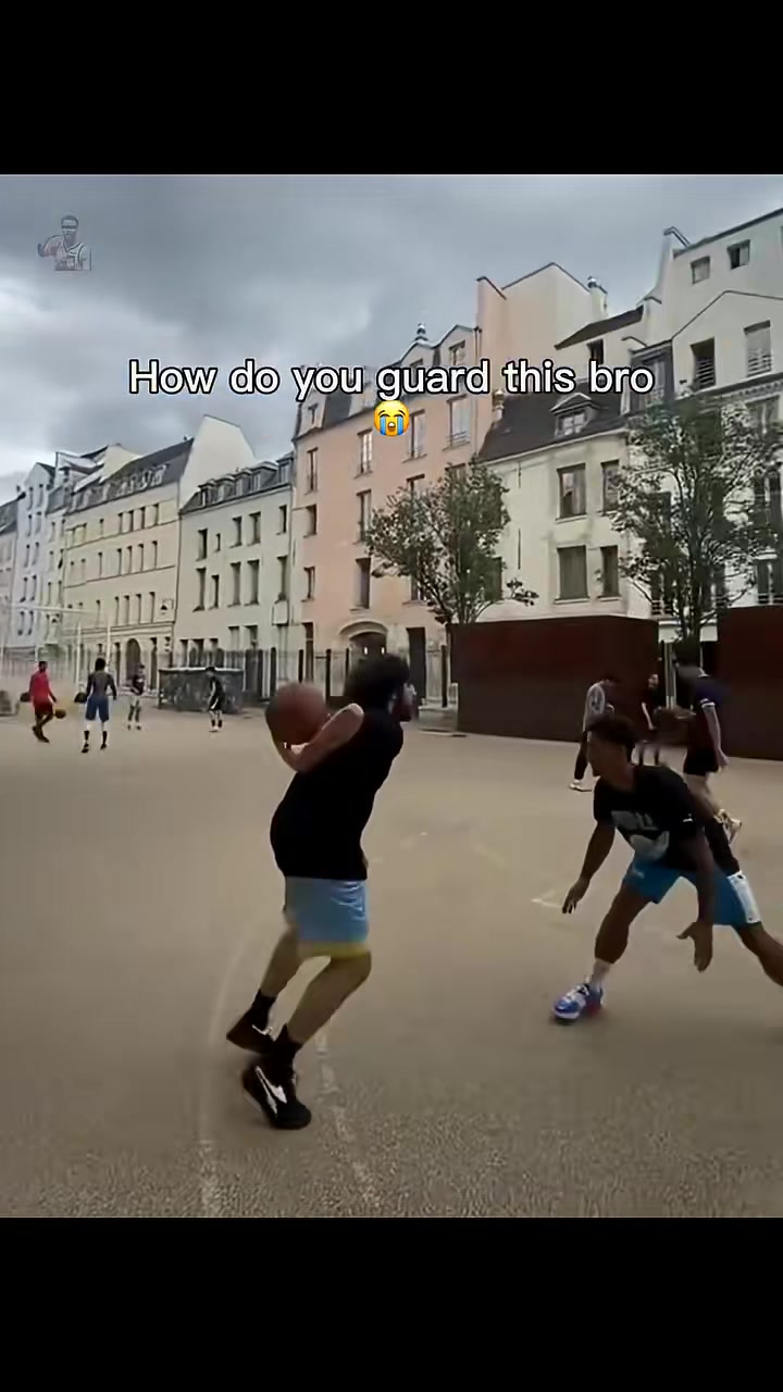 @DUNK | BASKETBALL