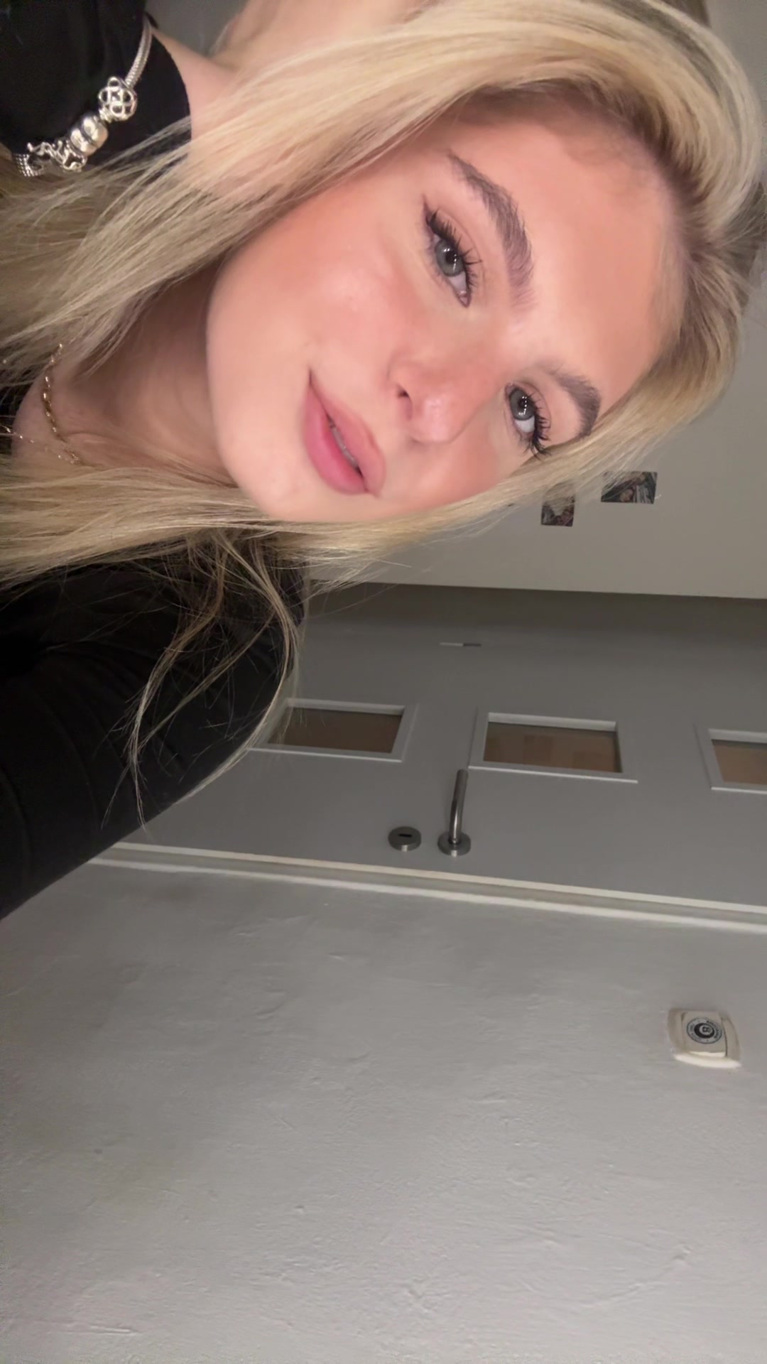 @__holubova__