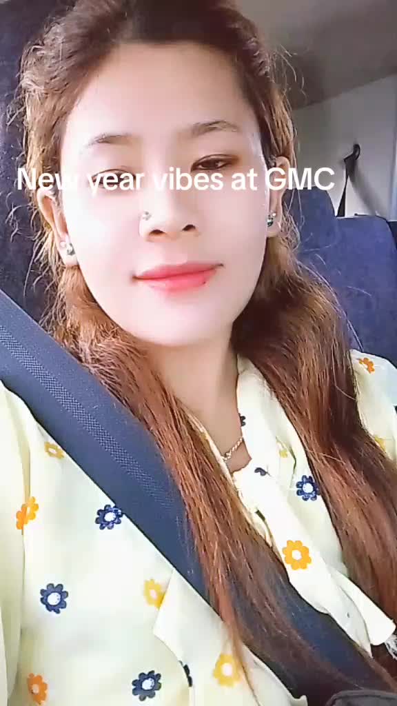 @Maya Singer305