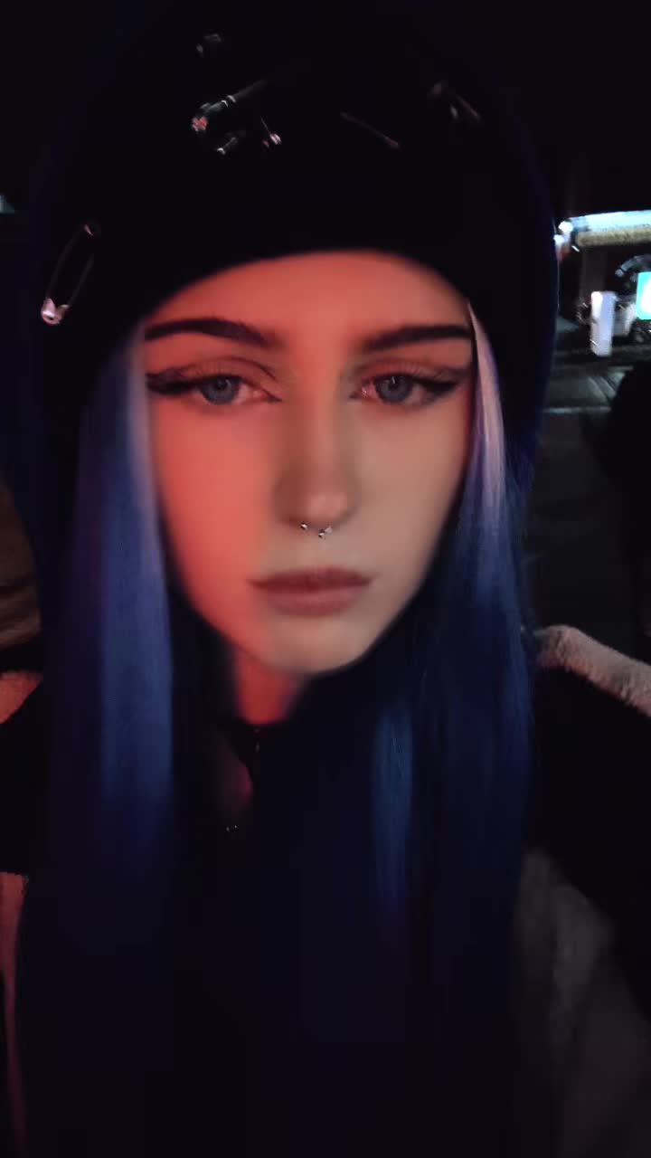 @holly.sm444