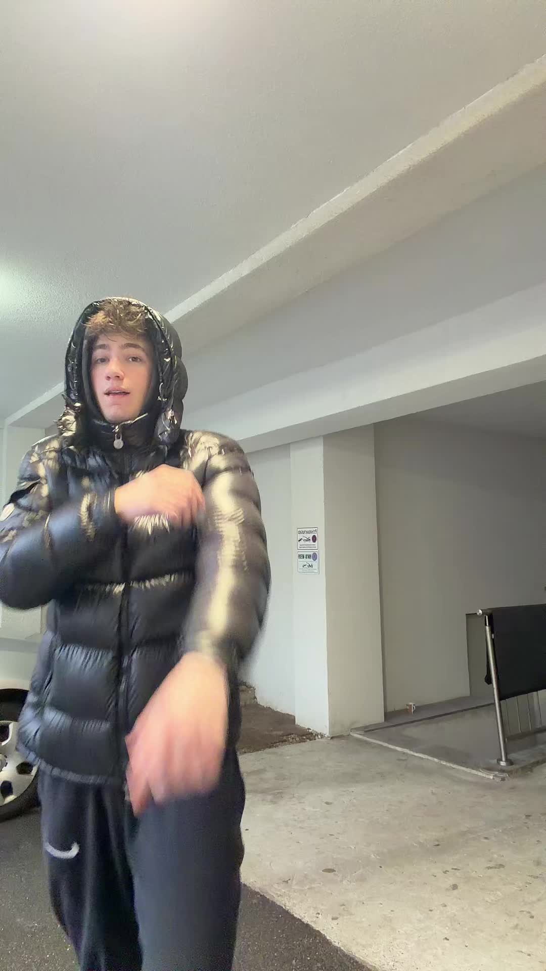@Fezzoo10