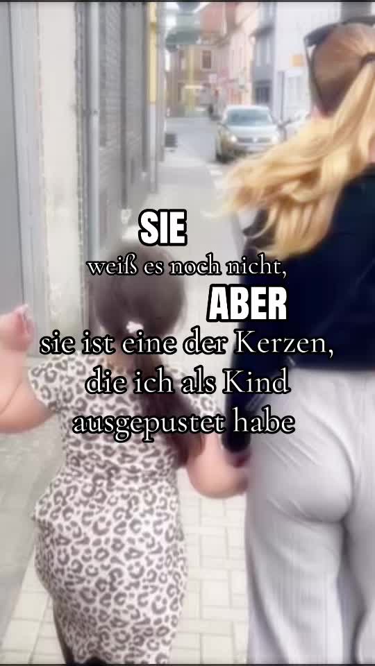 @Lisa_