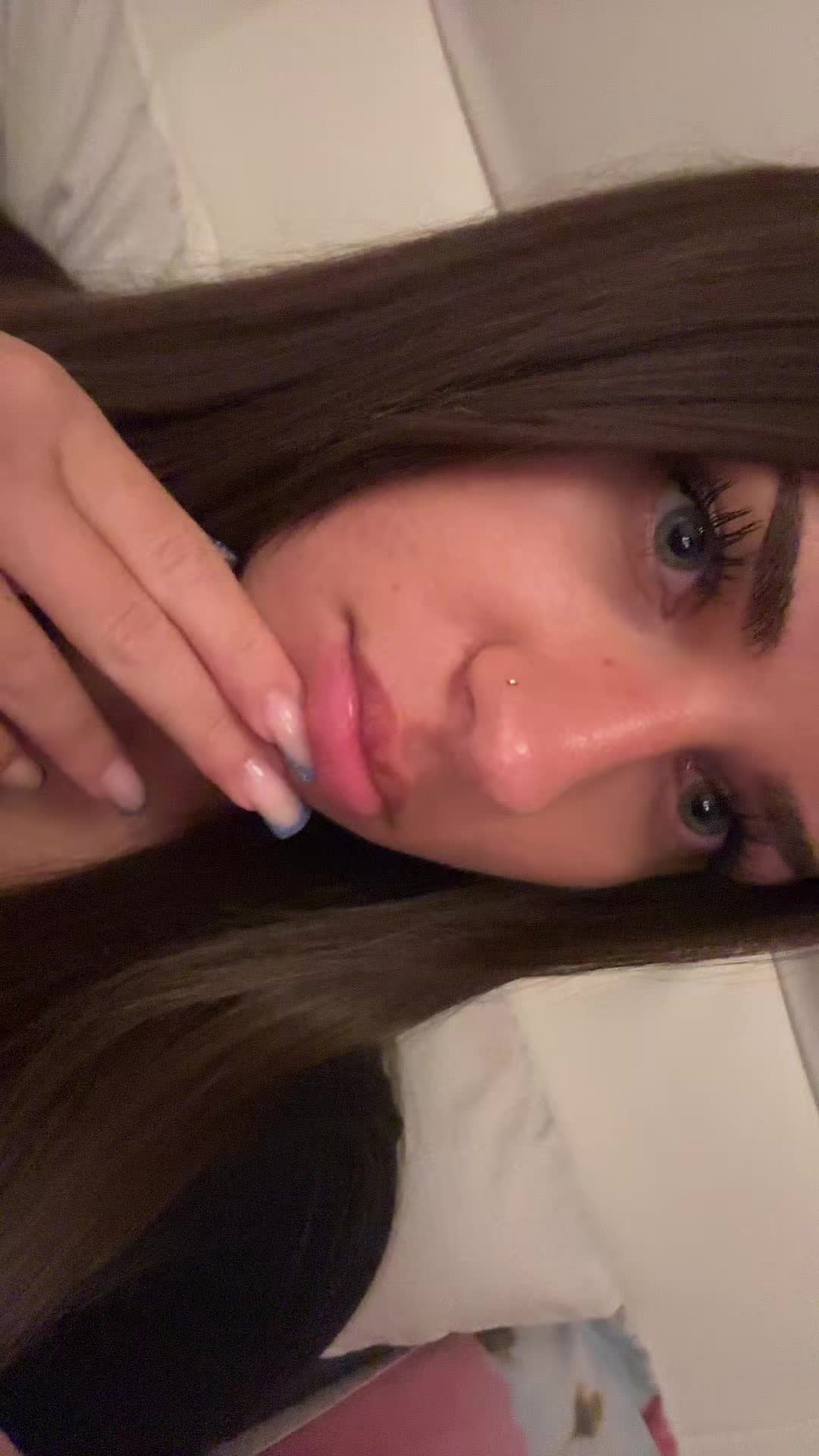 @👸🏼