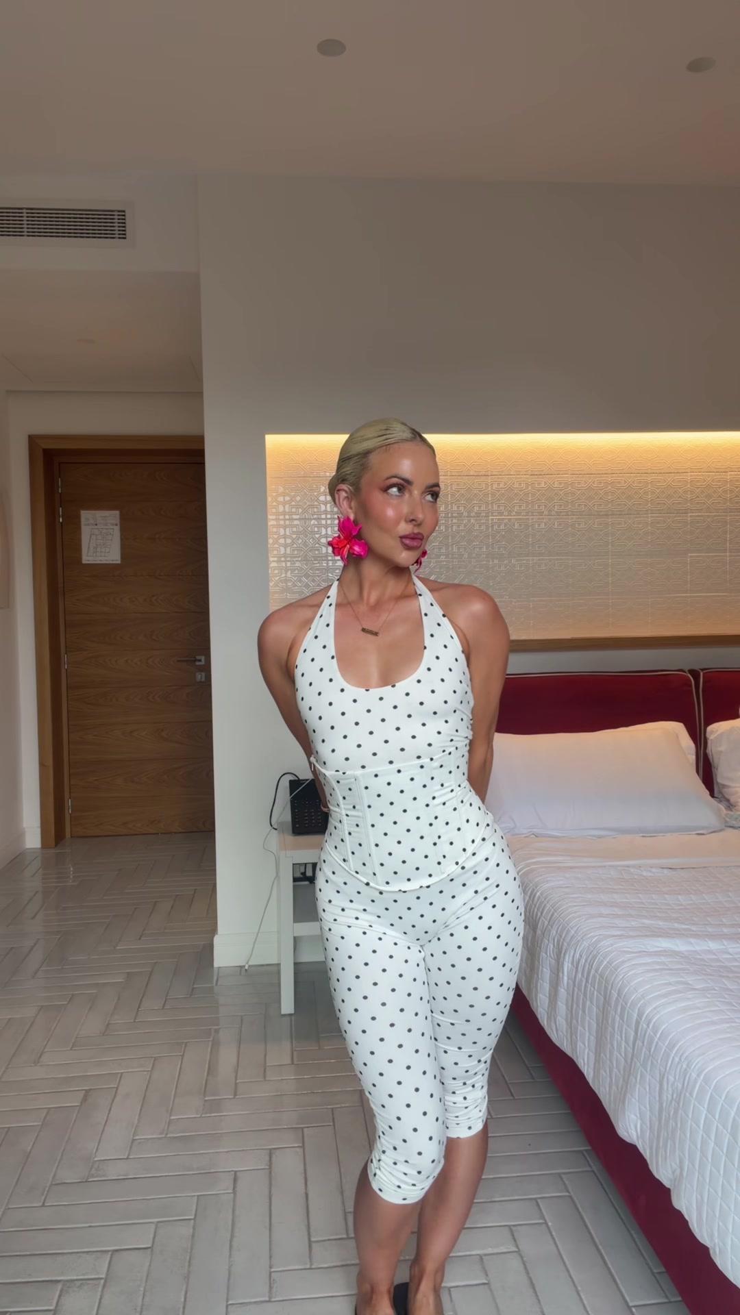 @themelissaclarke