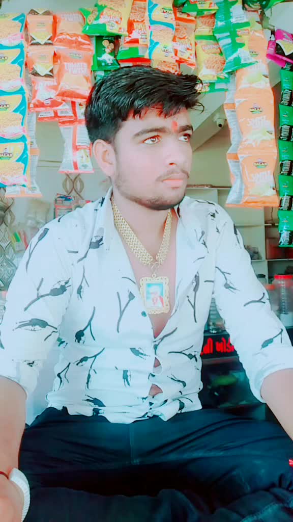 @Madhav_lambriya_3272