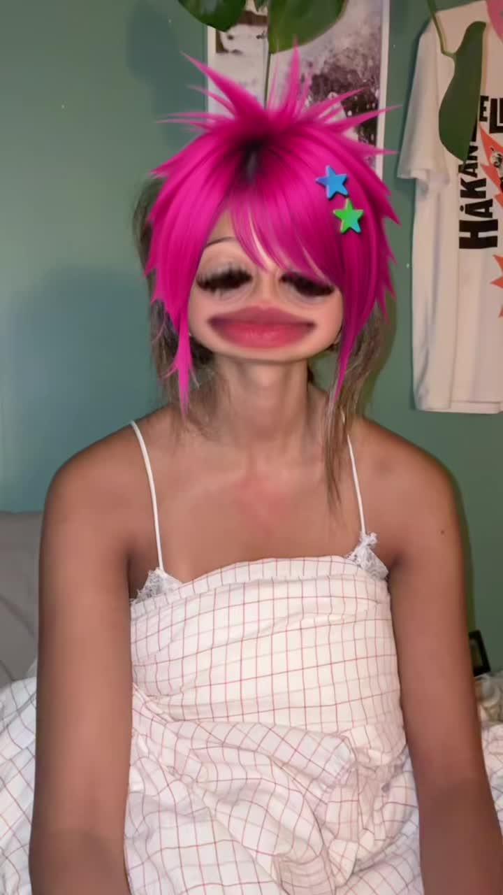 @liviaspam36
