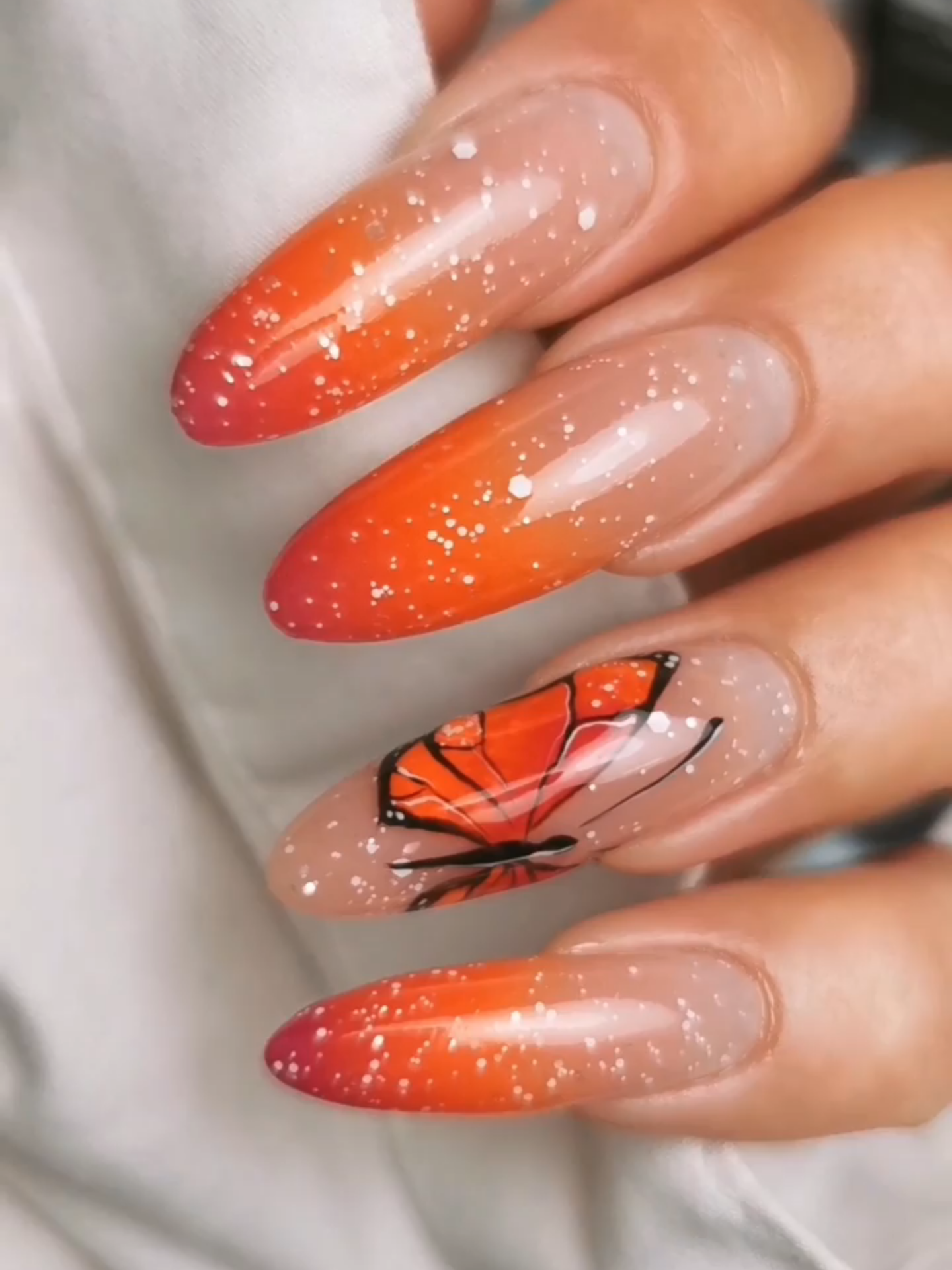@Nails Company