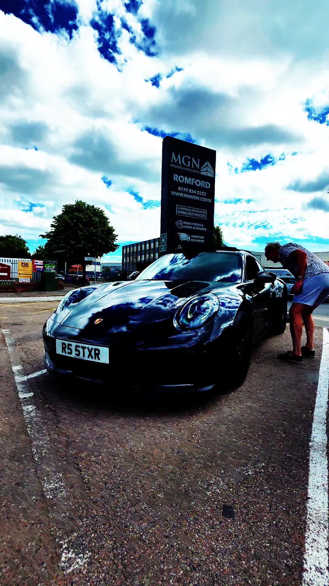 @Landbeasts Automobile