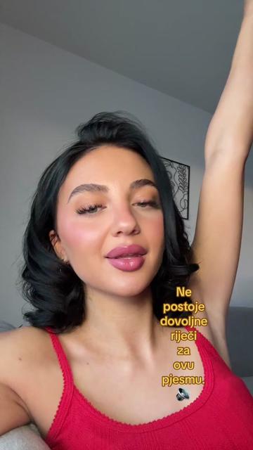 @Ella 💋