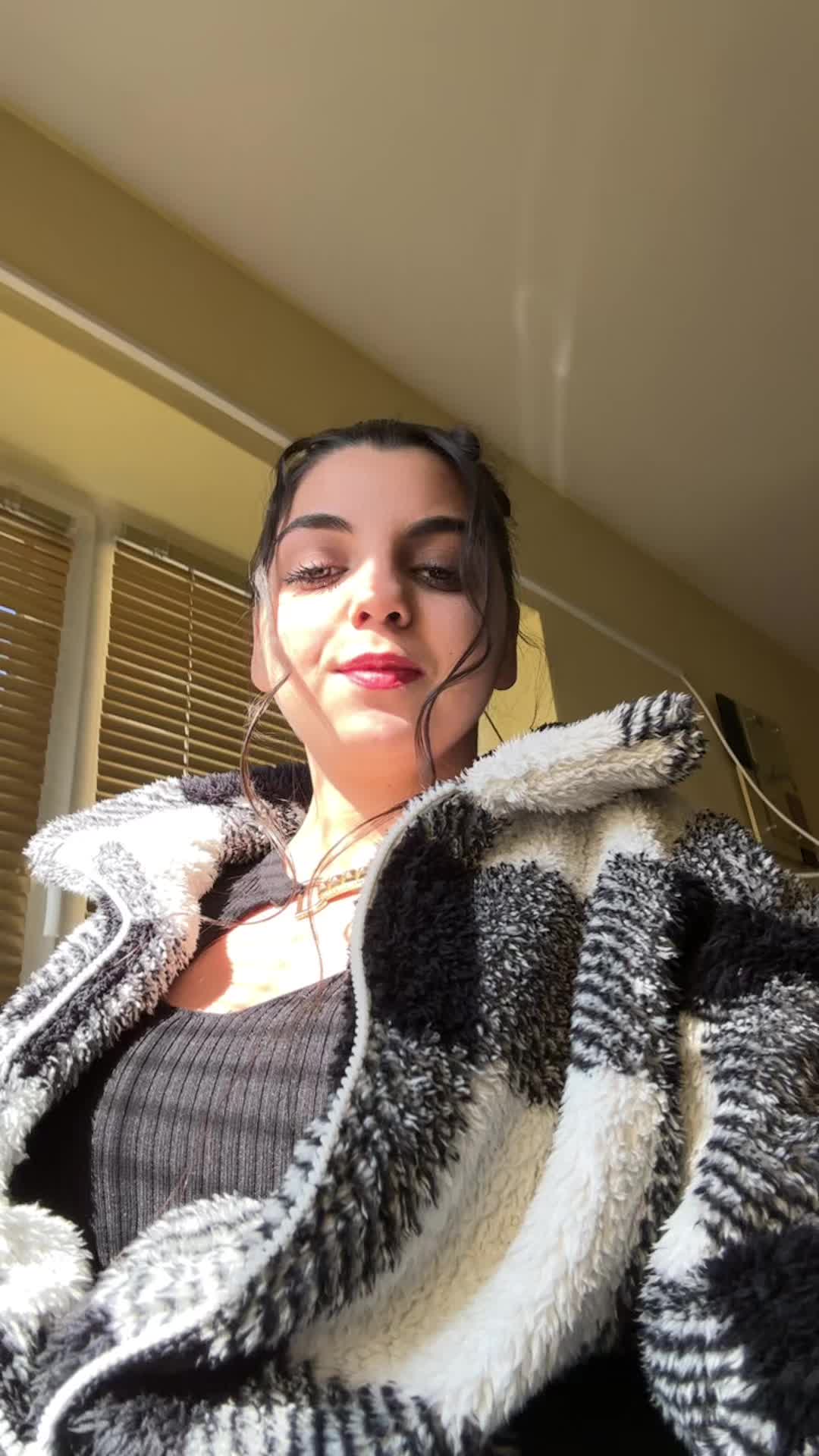 @Lilyana_20 