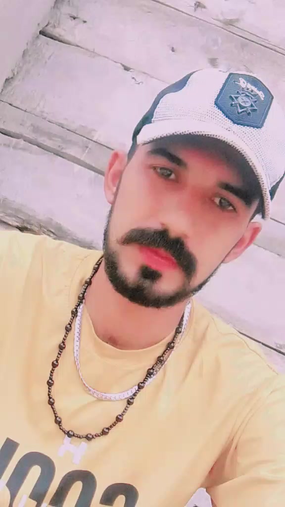 @Zaini ladla🪑🪑