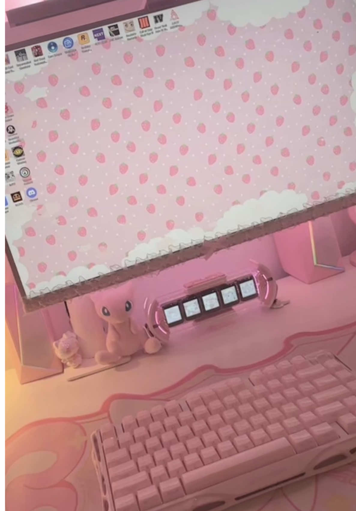 @Mew⋆. 𐙚 ˚