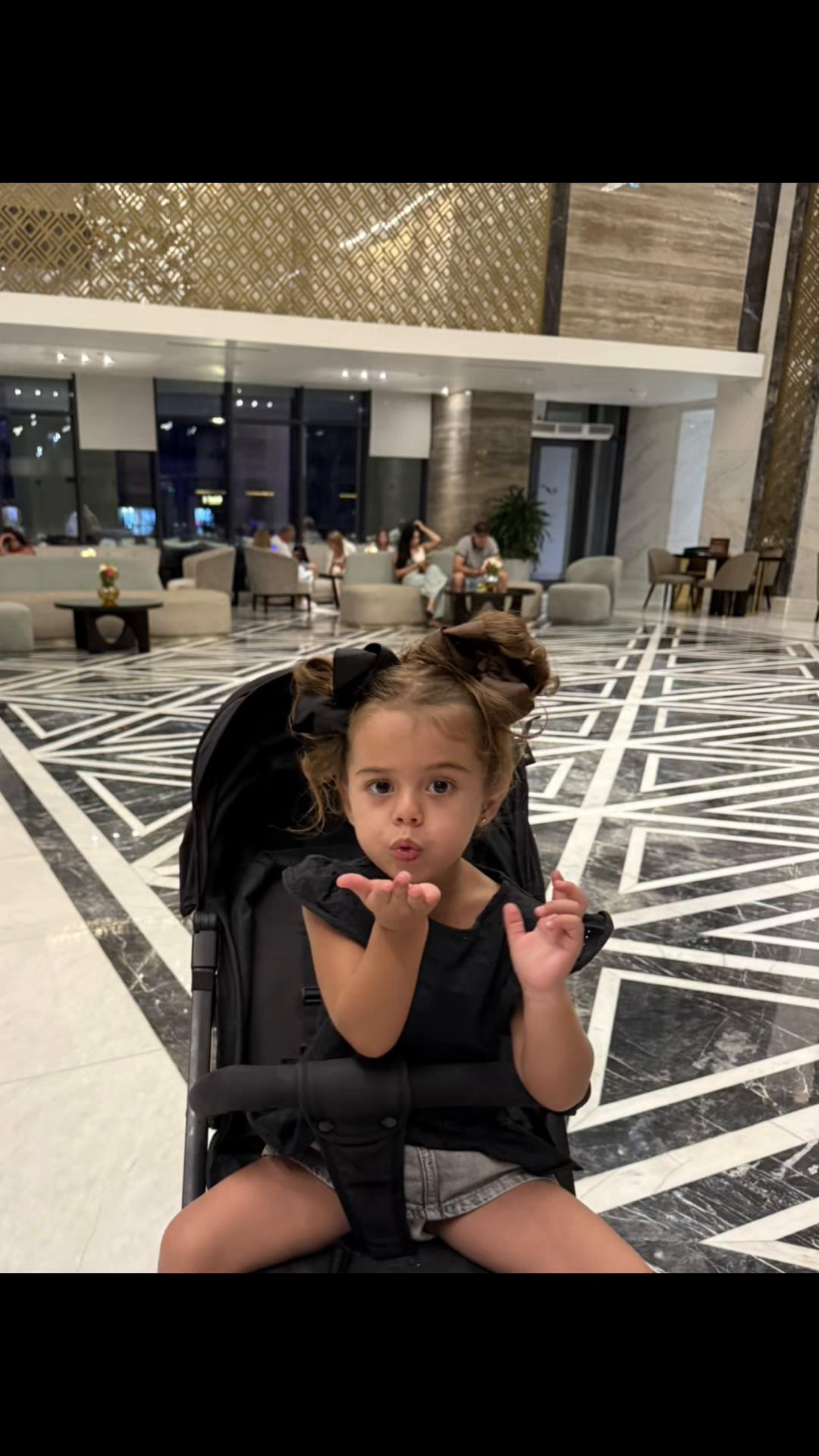 @Claudia WRS ⚜️🧸