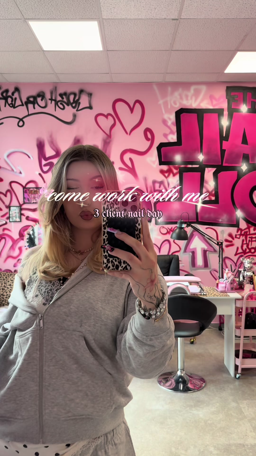 @the.nail.doll