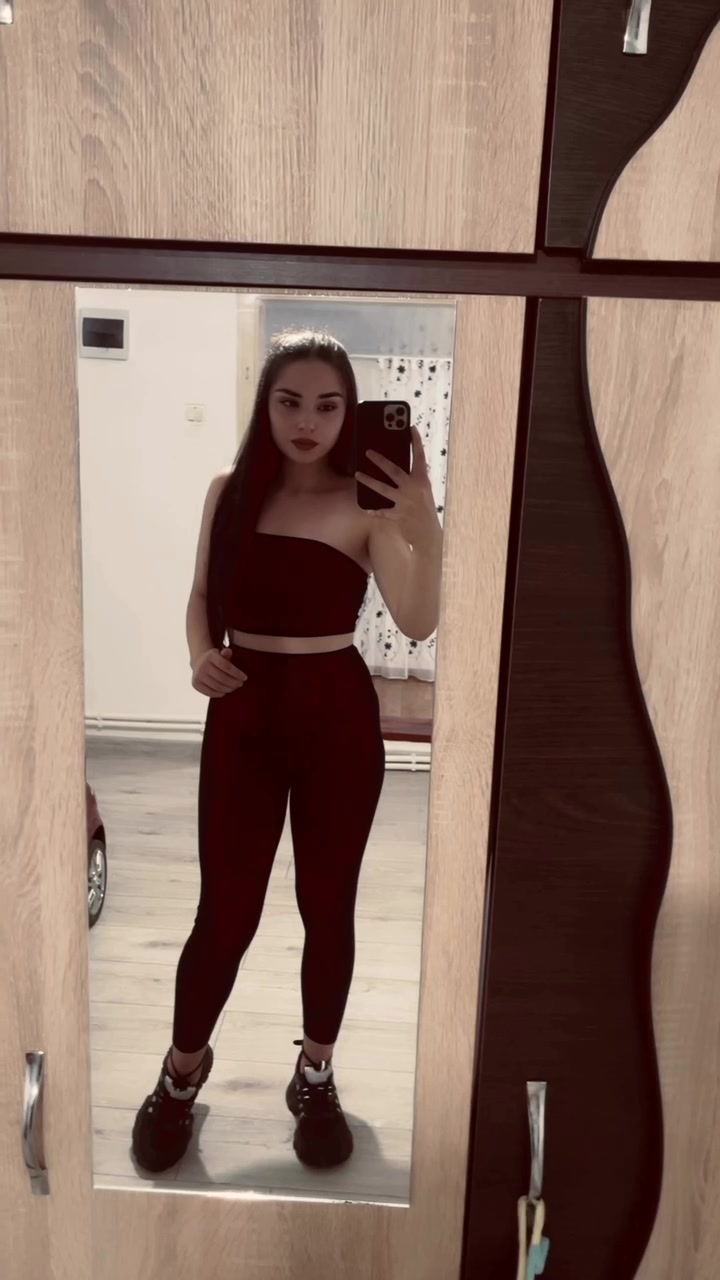 @ℱ𝓁𝑜𝓇𝓎🤍