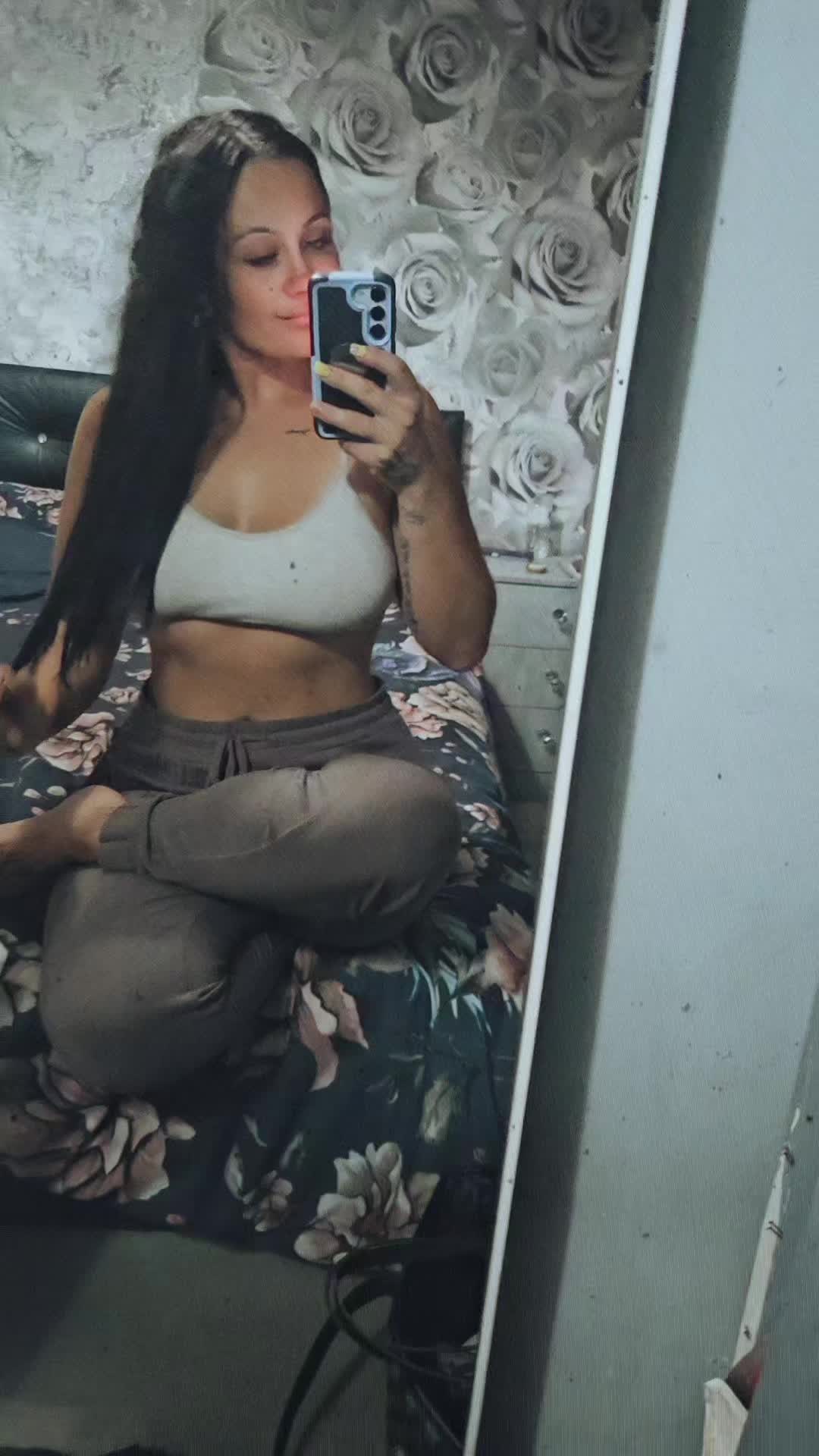 @Live♥️Love♥️Laugh