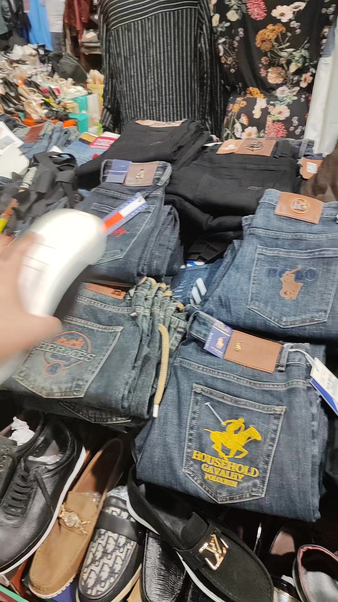 @BiləsuvarBazarUcuzluq🧥👖👚👠