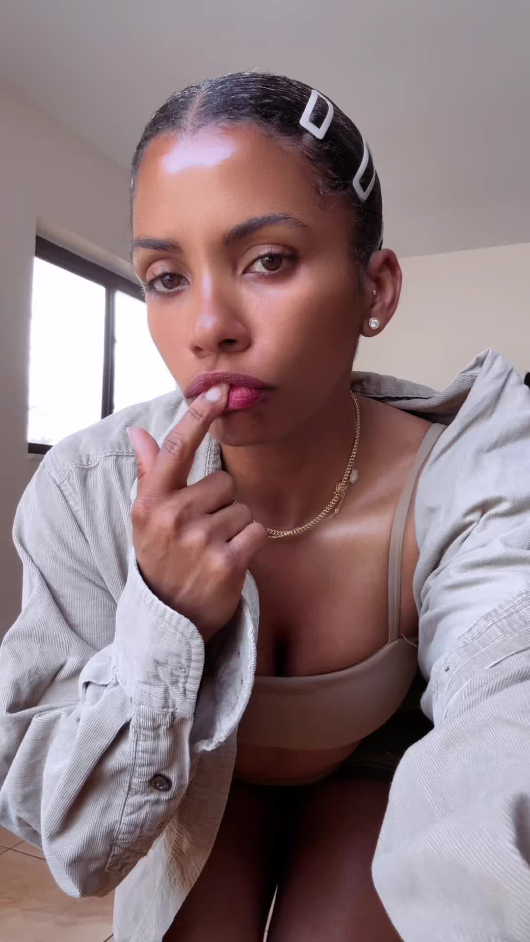 @Ana