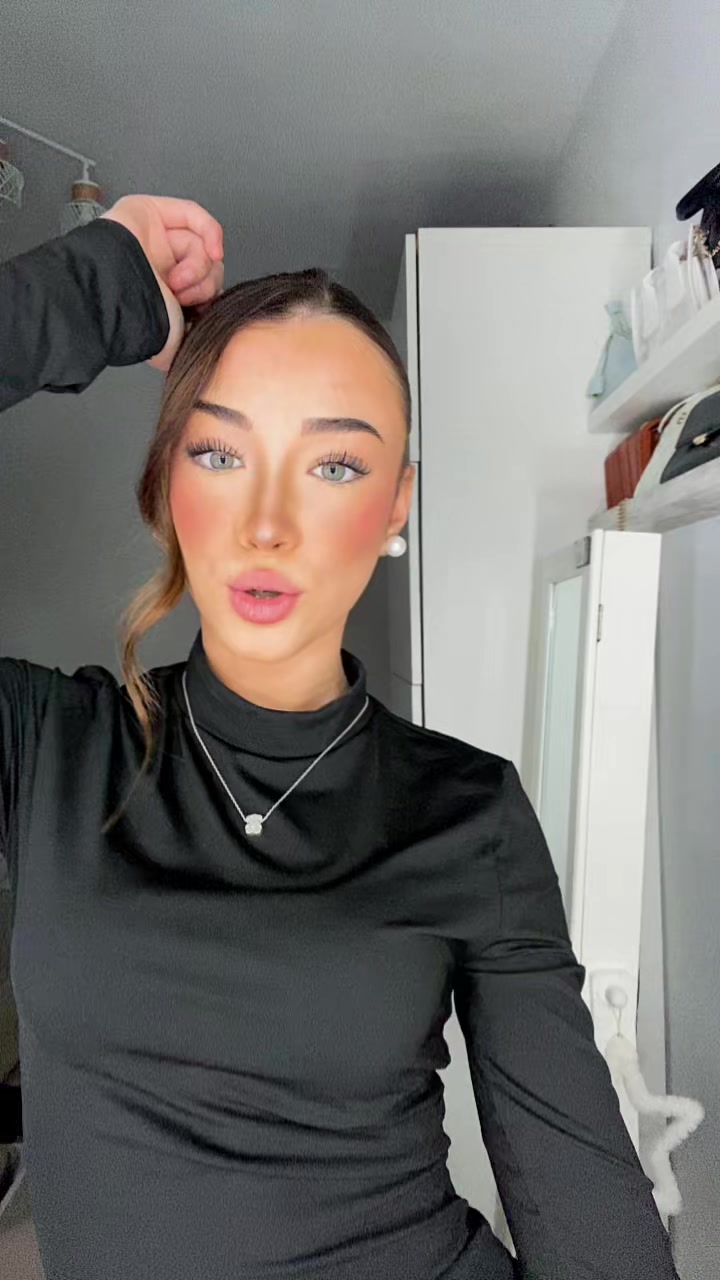 @𝐈𝐫𝐞𝐧𝐞 𝐌𝐨𝐫𝐞𝐧𝐨