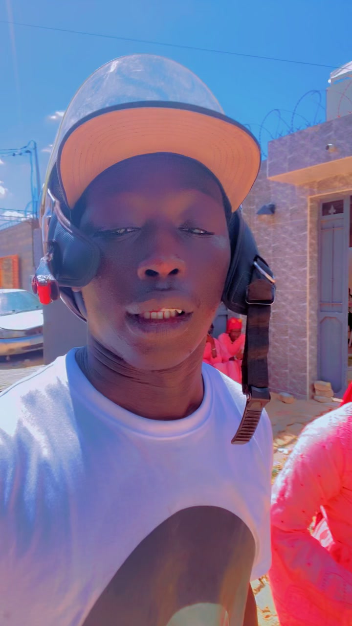 @NDAKAROU BOU YOFF olise