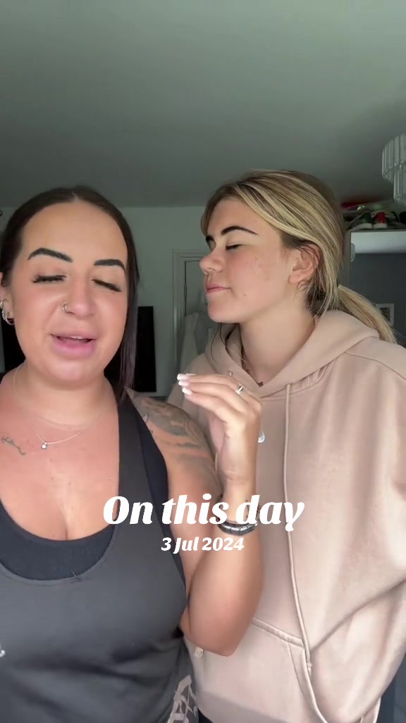 @Rosie Dev & Frankie Jay