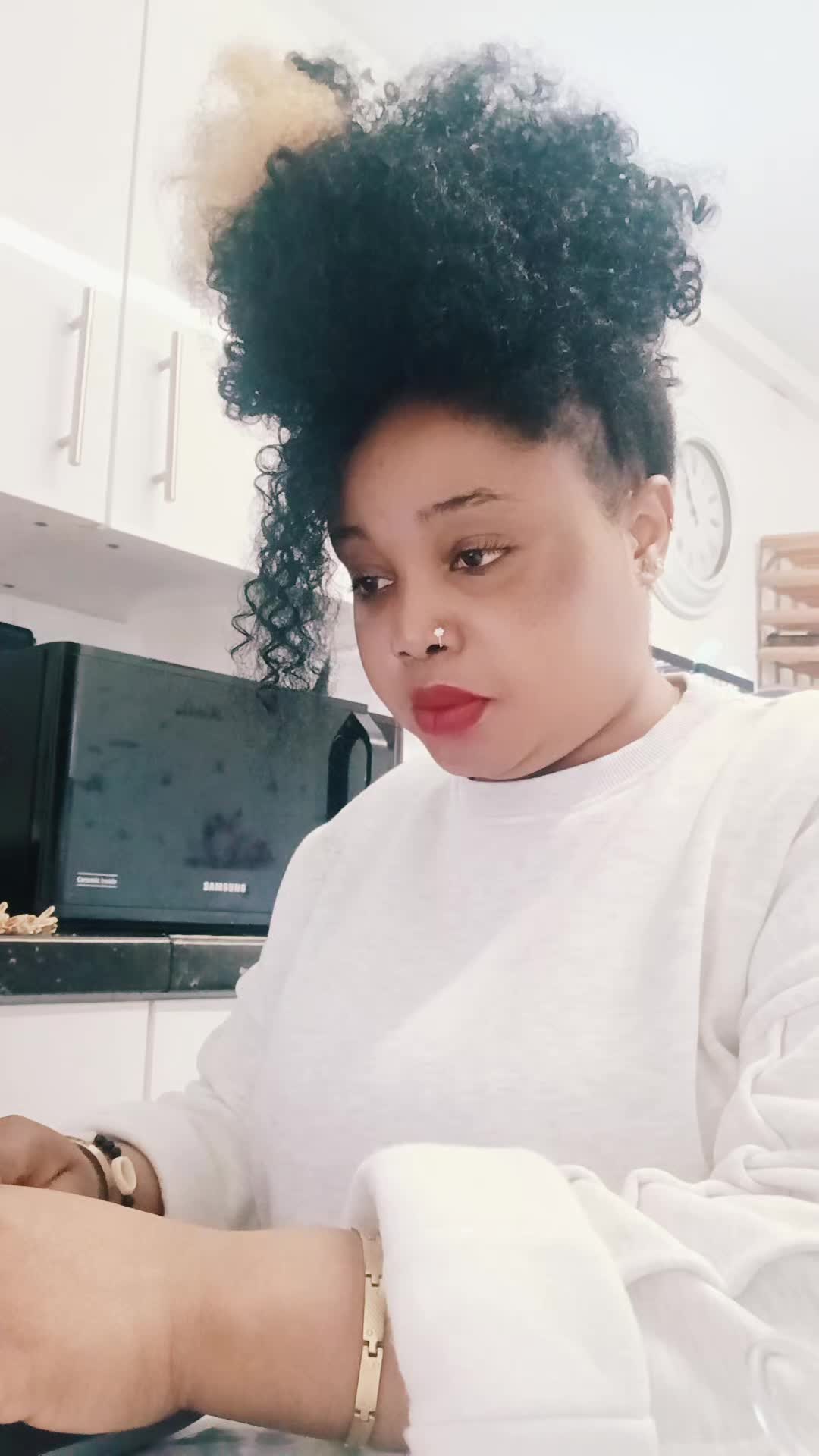 @Nurse Sandra Beauty (Medic)