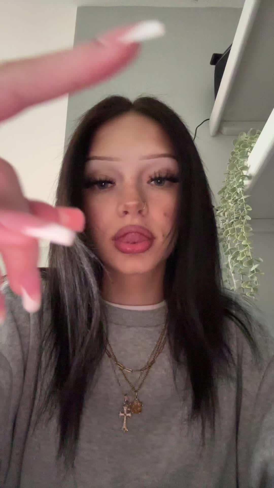 @✟🐞