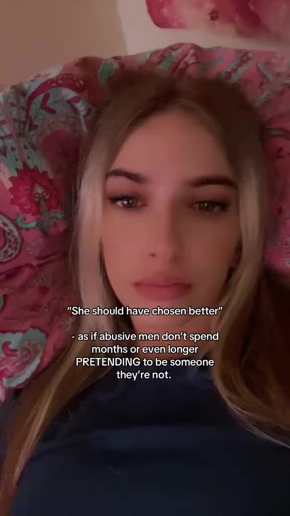 @𝓔𝓵𝓵𝓲𝓮☁️🥊💨