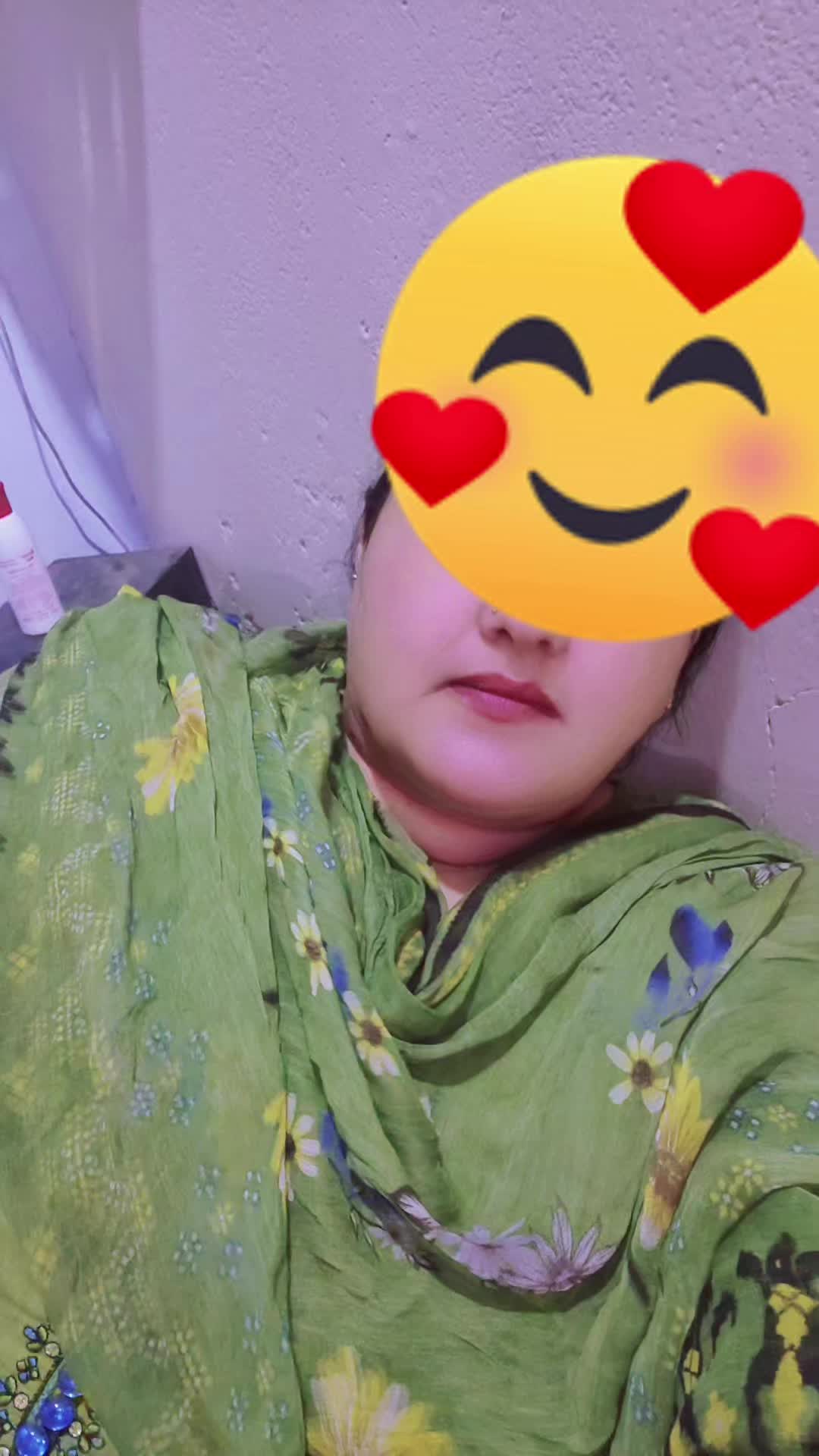 @👑 Hania Mughal 👑