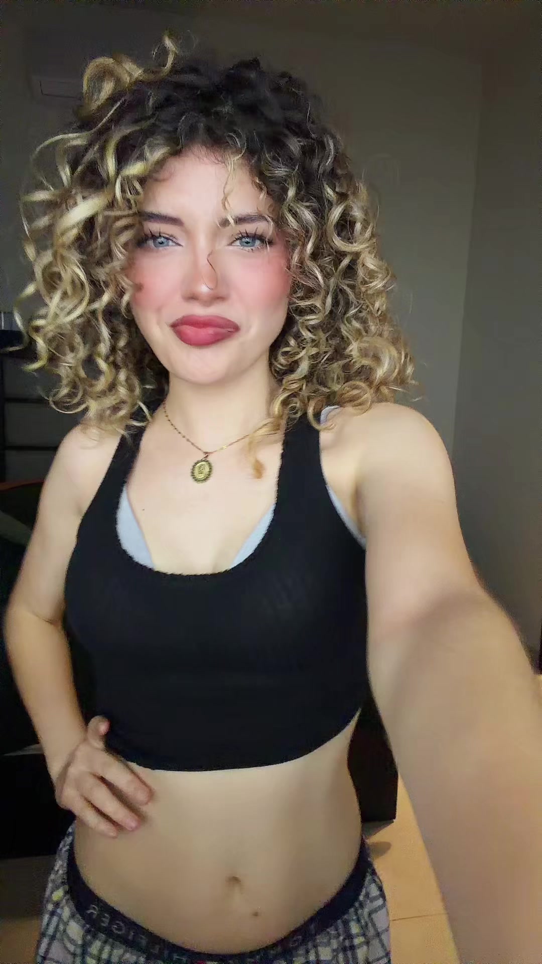 @paaaaaris