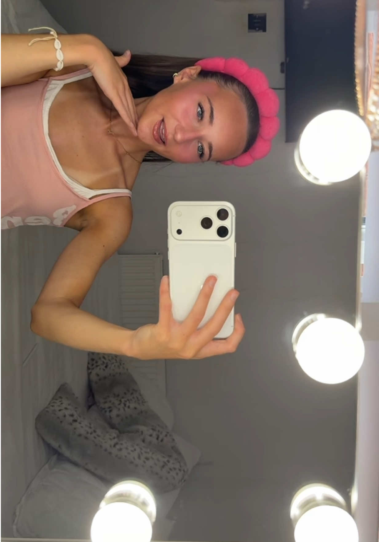 @𝓂𝒾𝓁𝓁𝒾𝑒 𝒿𝒶𝒹𝑒🍒✨🎀