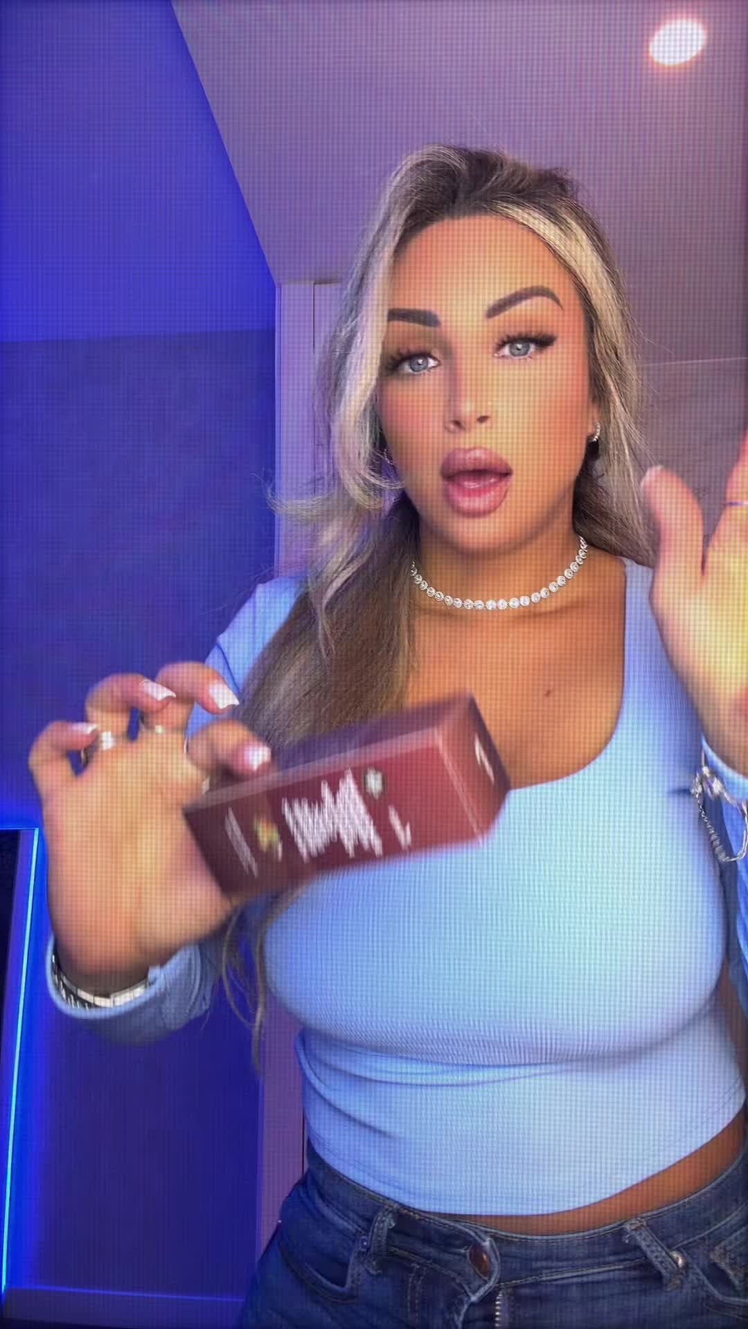 @A F R I C A M A K E U P