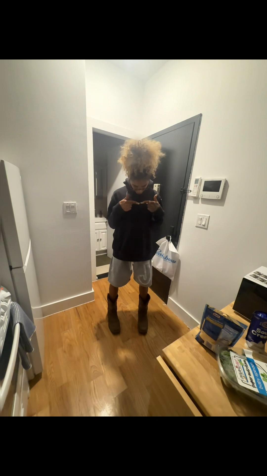 @Justn ♈️❤️🔥