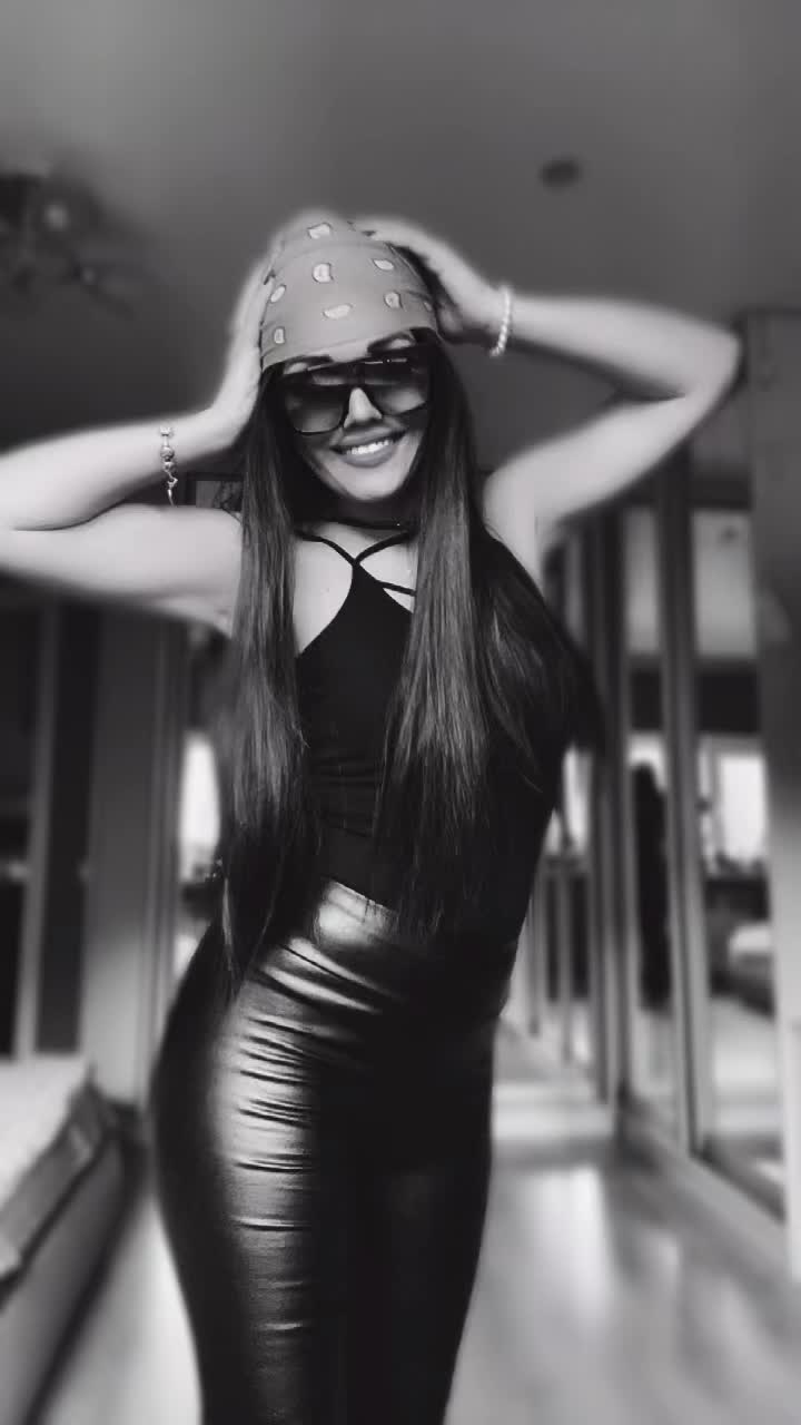 @tanysha19864😻