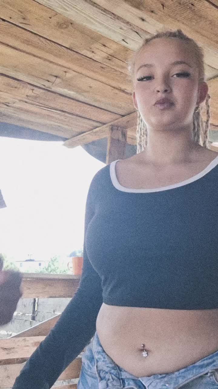 @Viky🫶