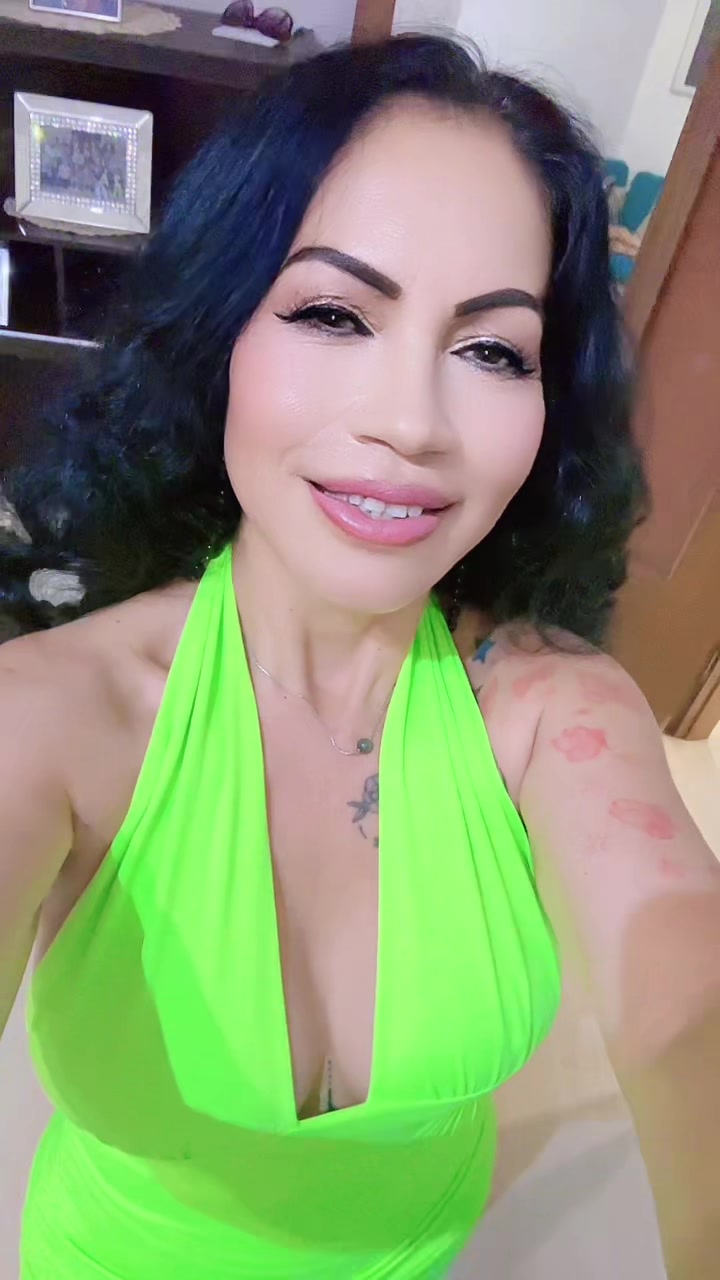 @JUANITA L'MANABA