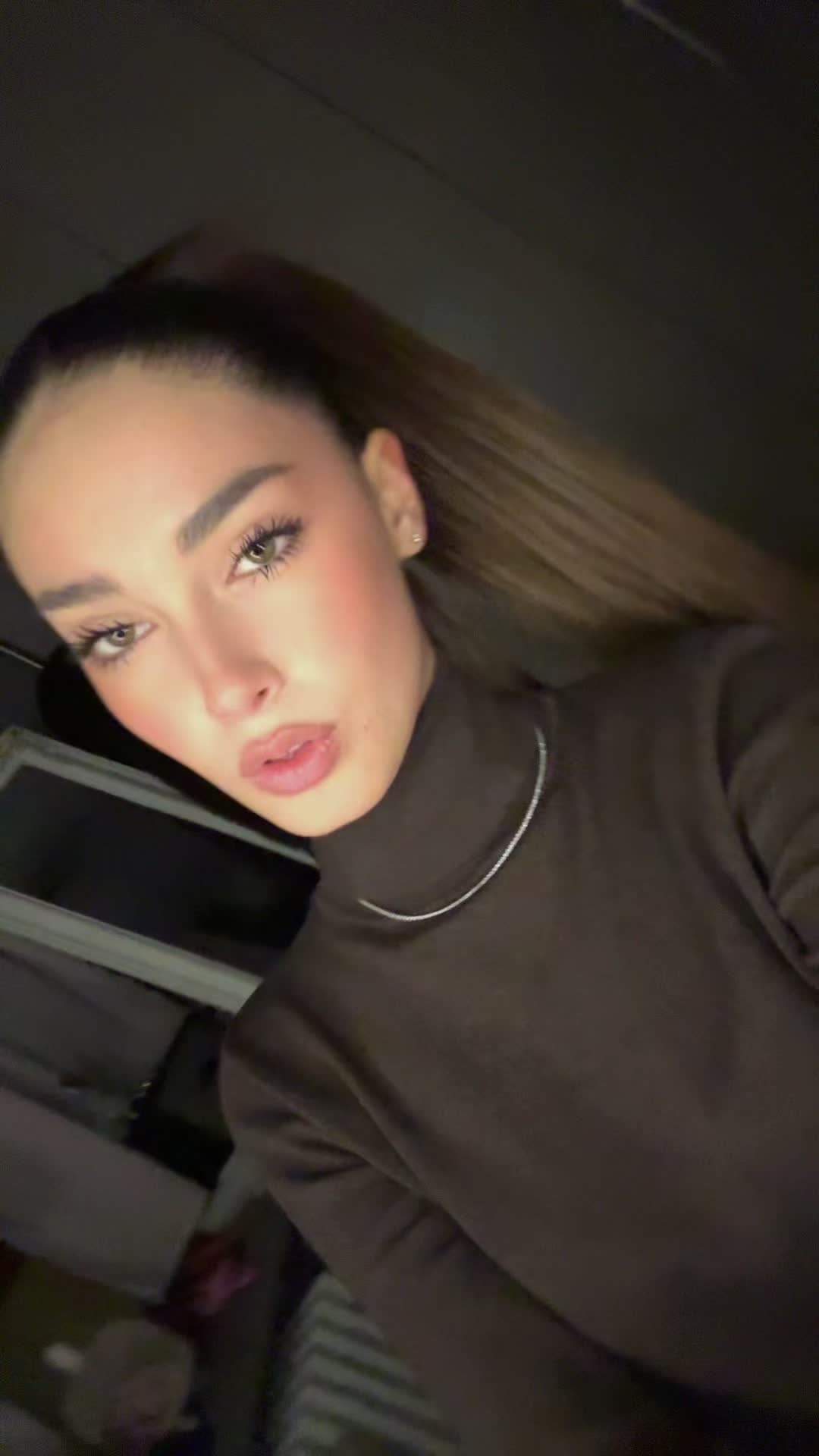 @𝓻𝓪𝓬𝓱𝓮𝓵𝓮
