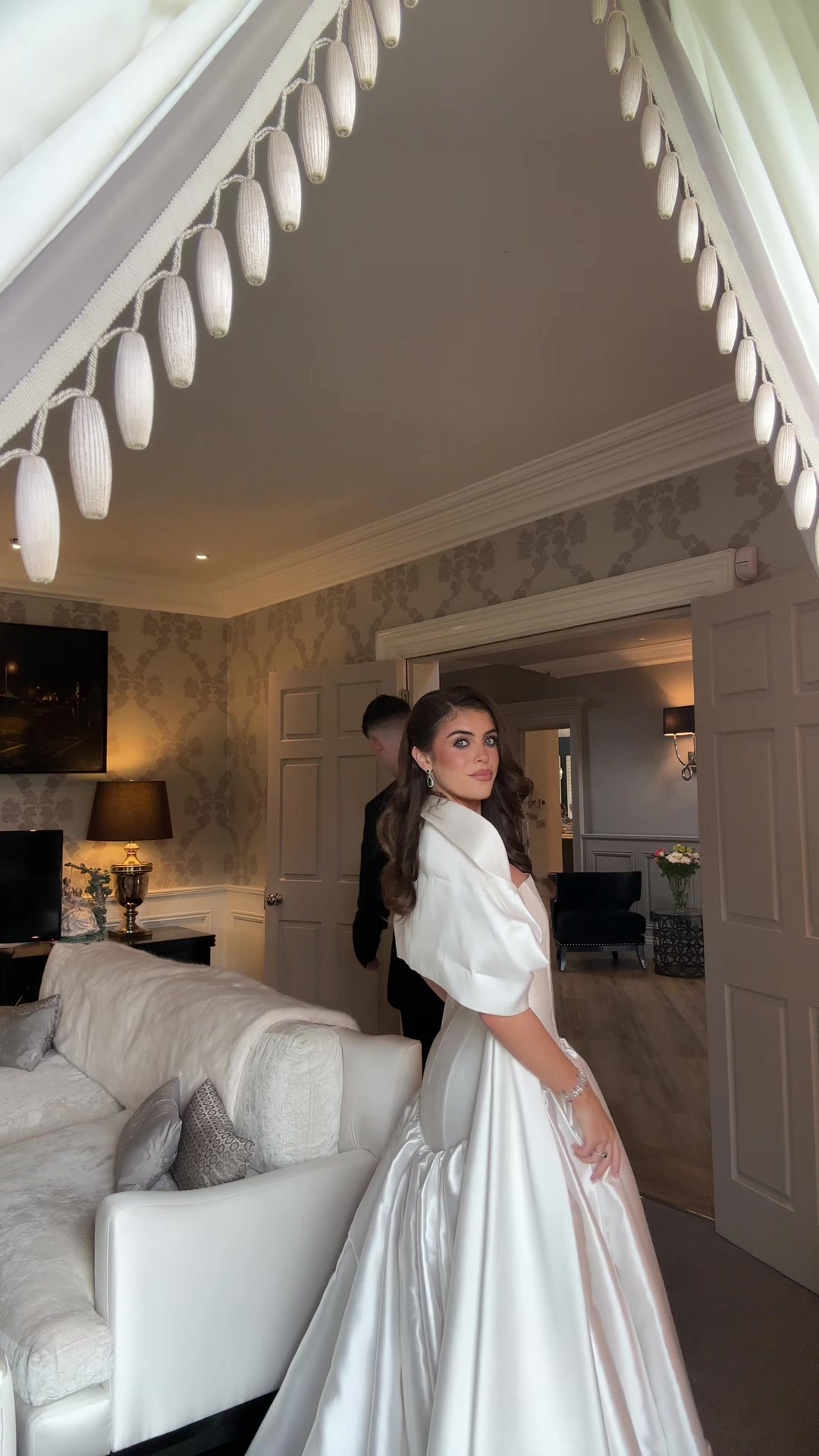 @reeseelliott_x