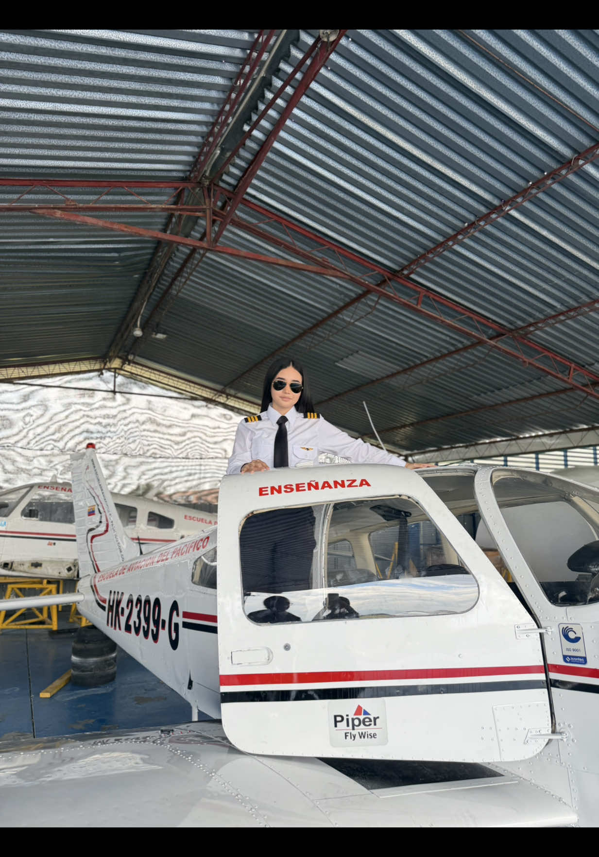 @Escuela de Aviación