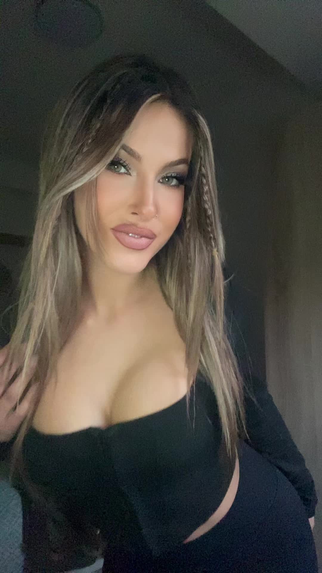 @Andrwa_diaz