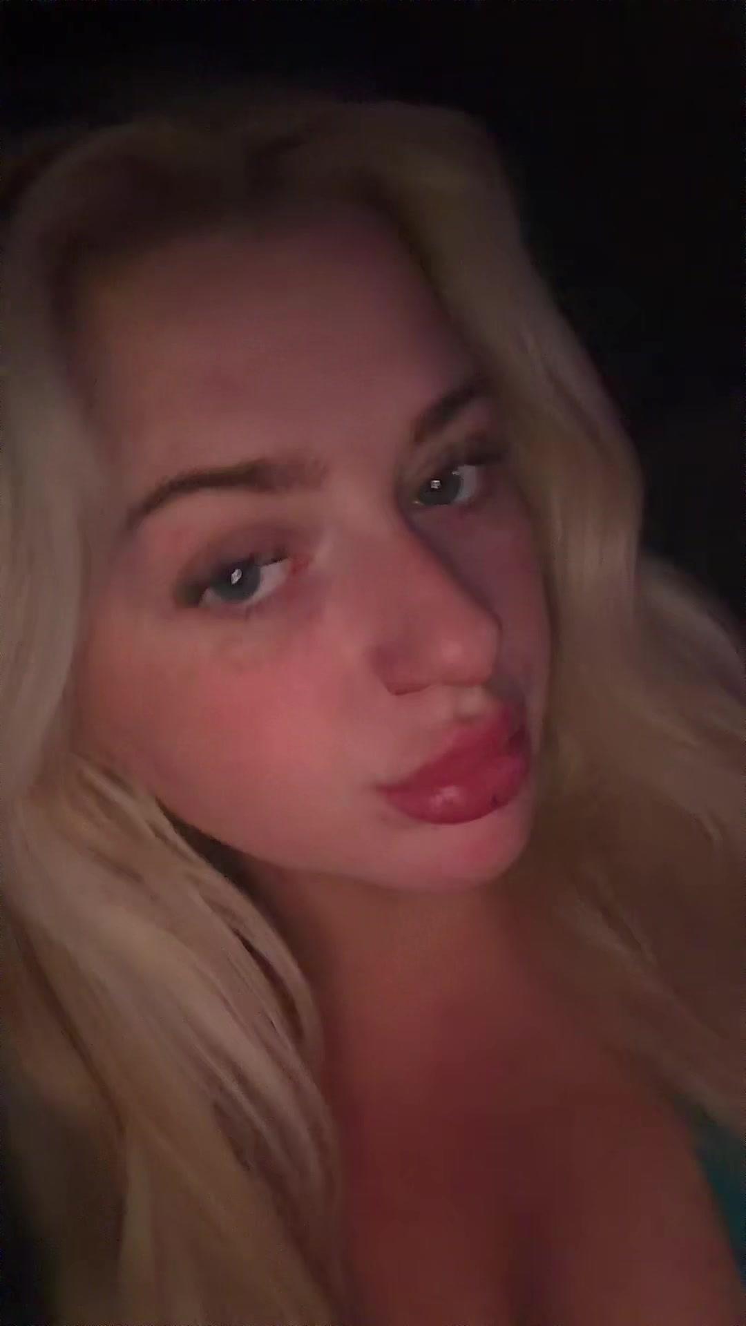 @Jessica Holmes