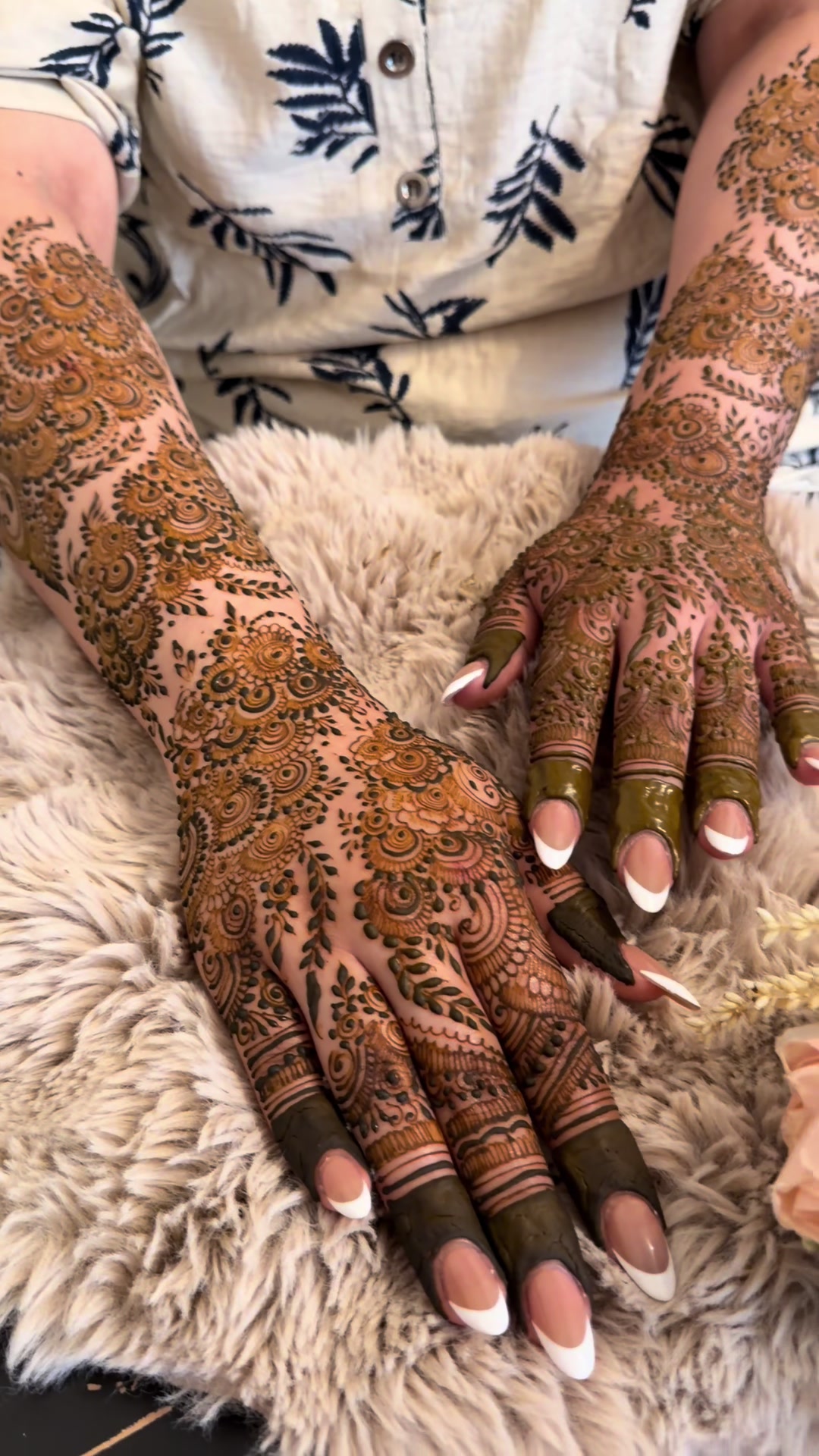 @Fiza Mehndi