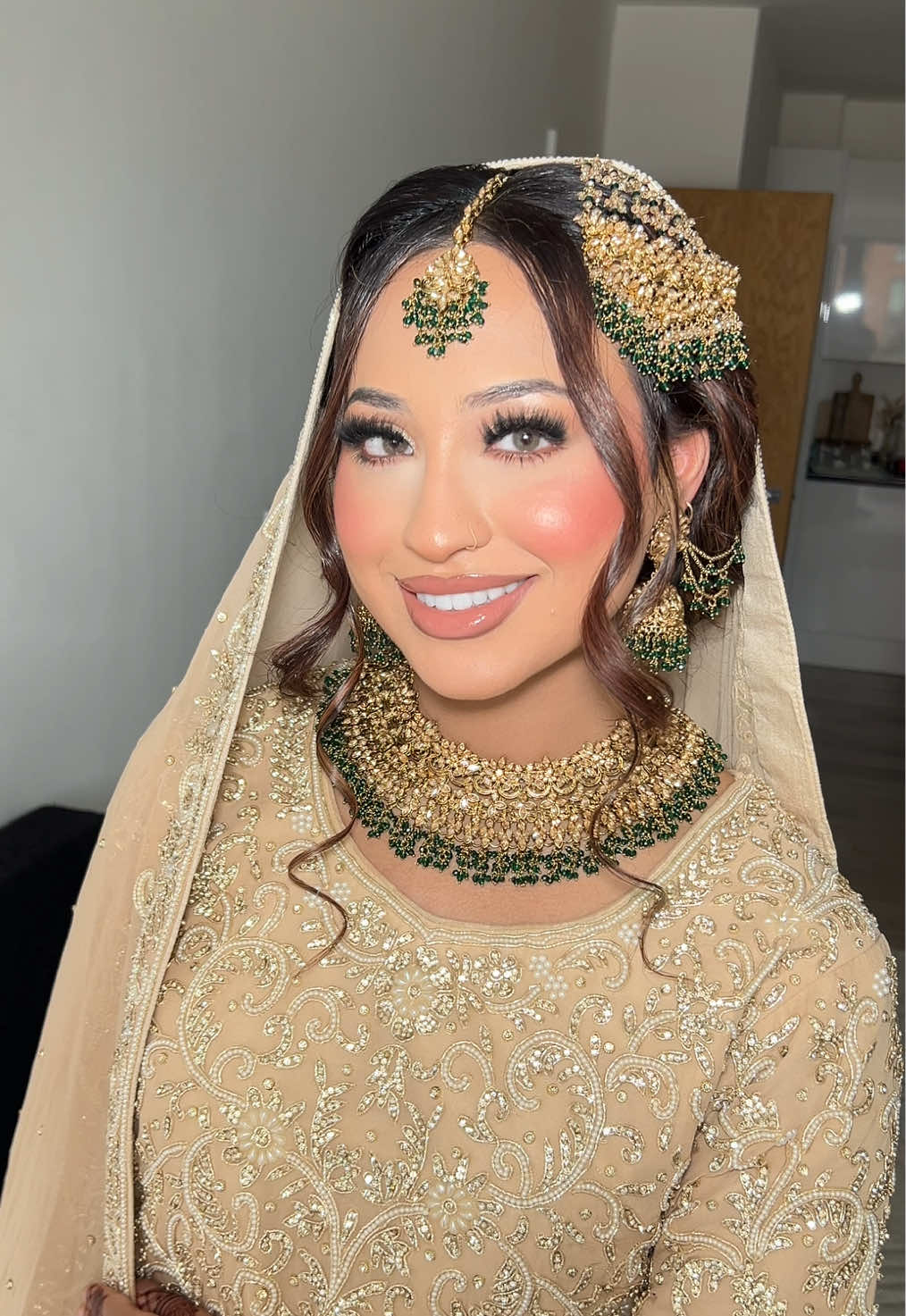 @rabiasglam