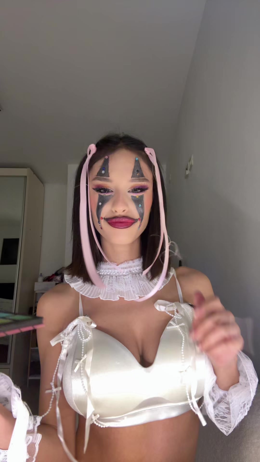 @Shirabusi