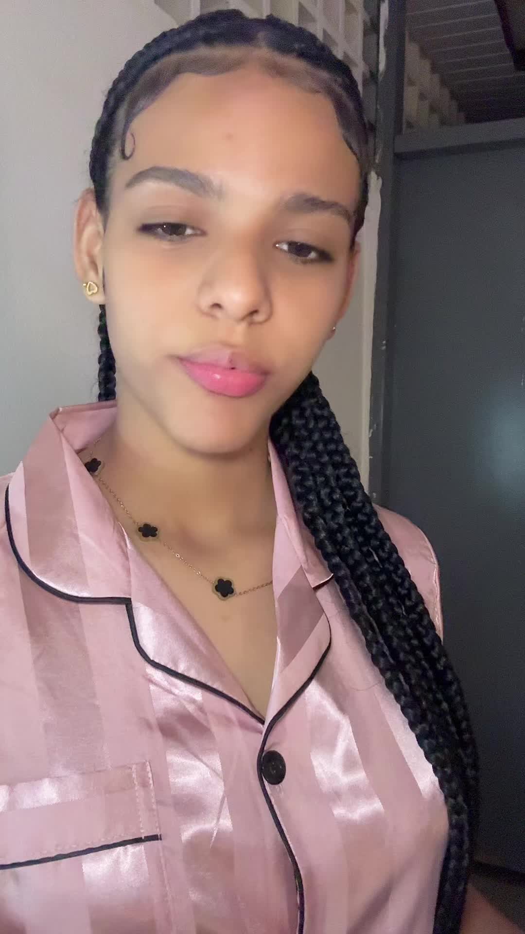 @𝓒𝓮𝓵𝓲.🫦
