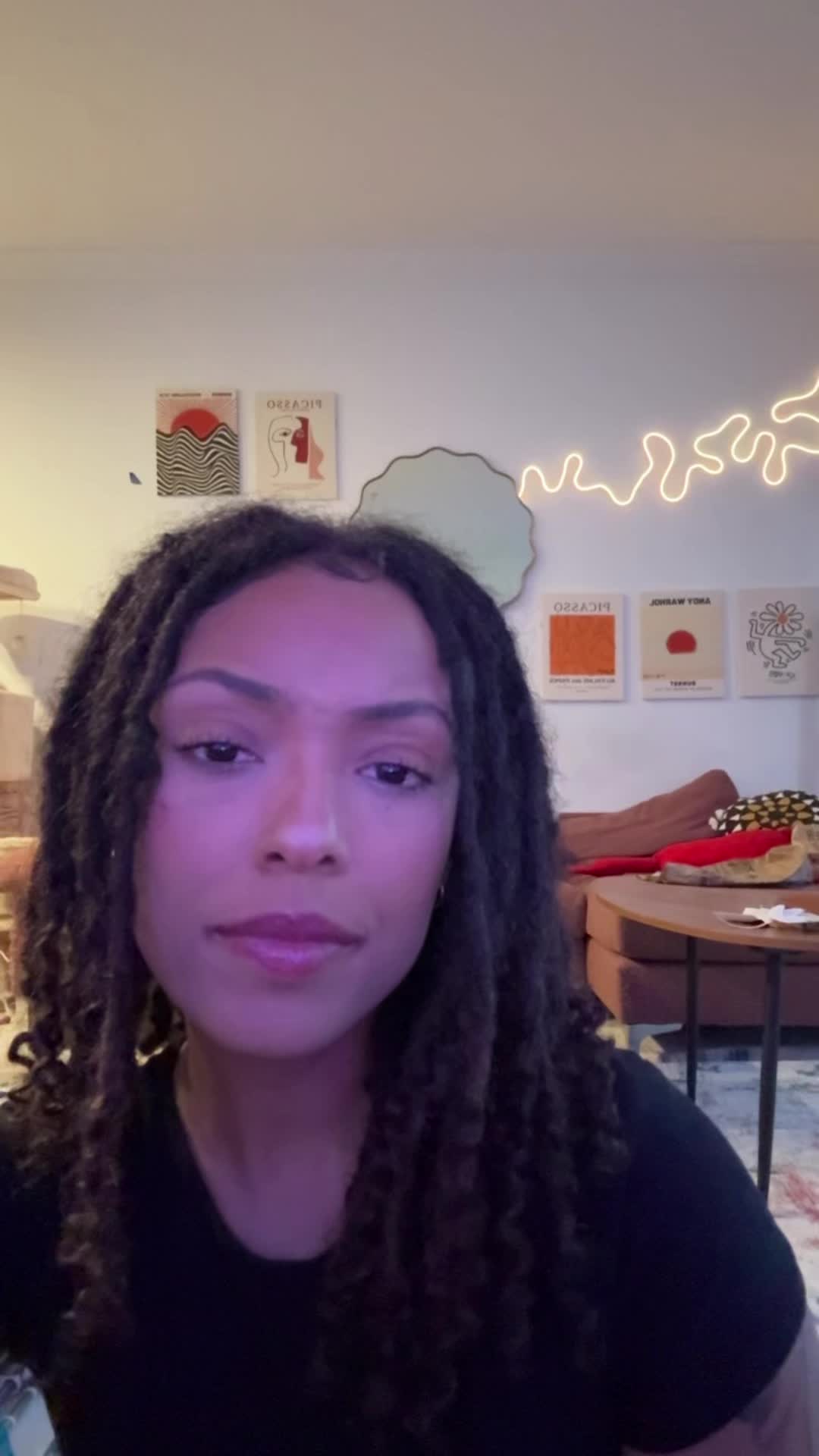 @Dej