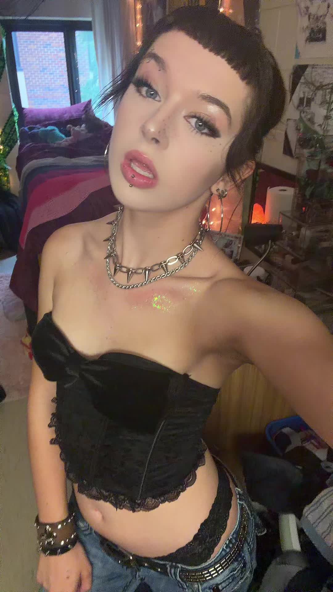 @kaitlyn