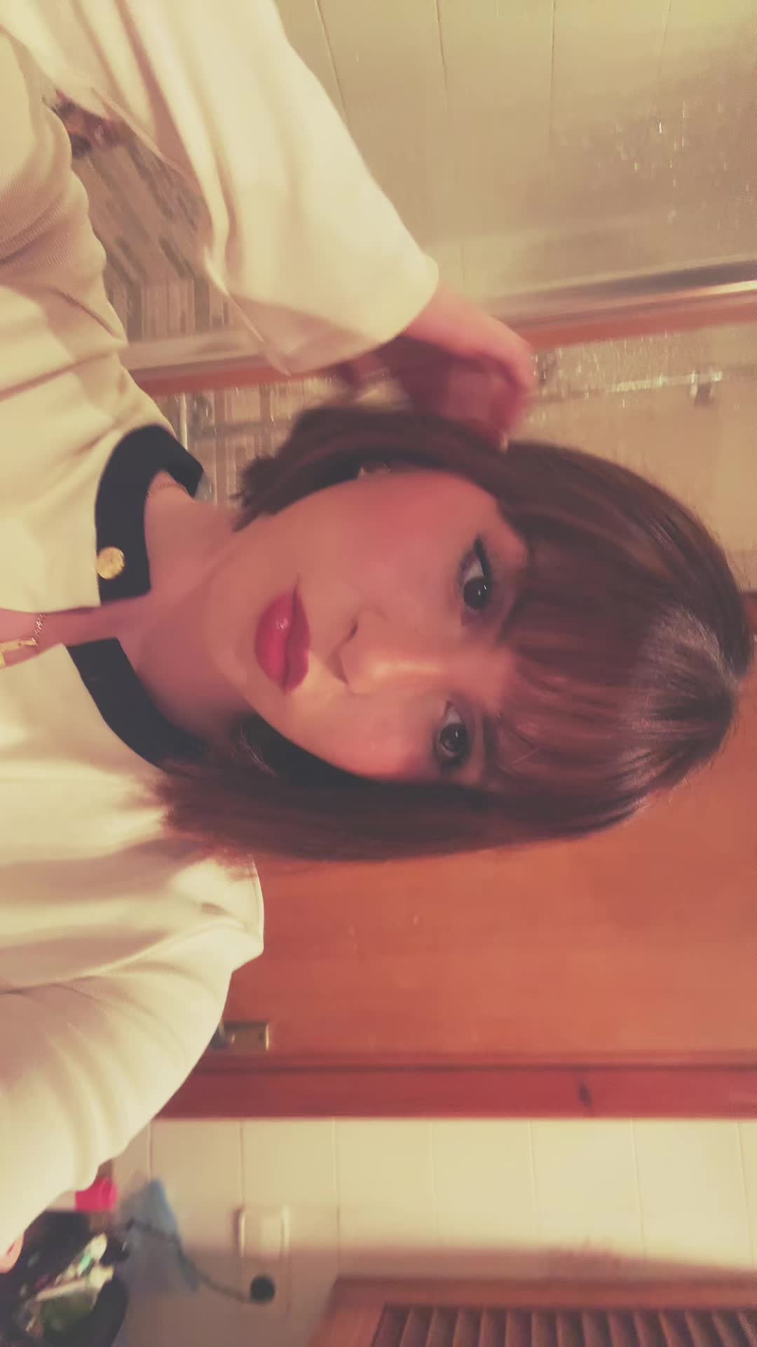 @elena